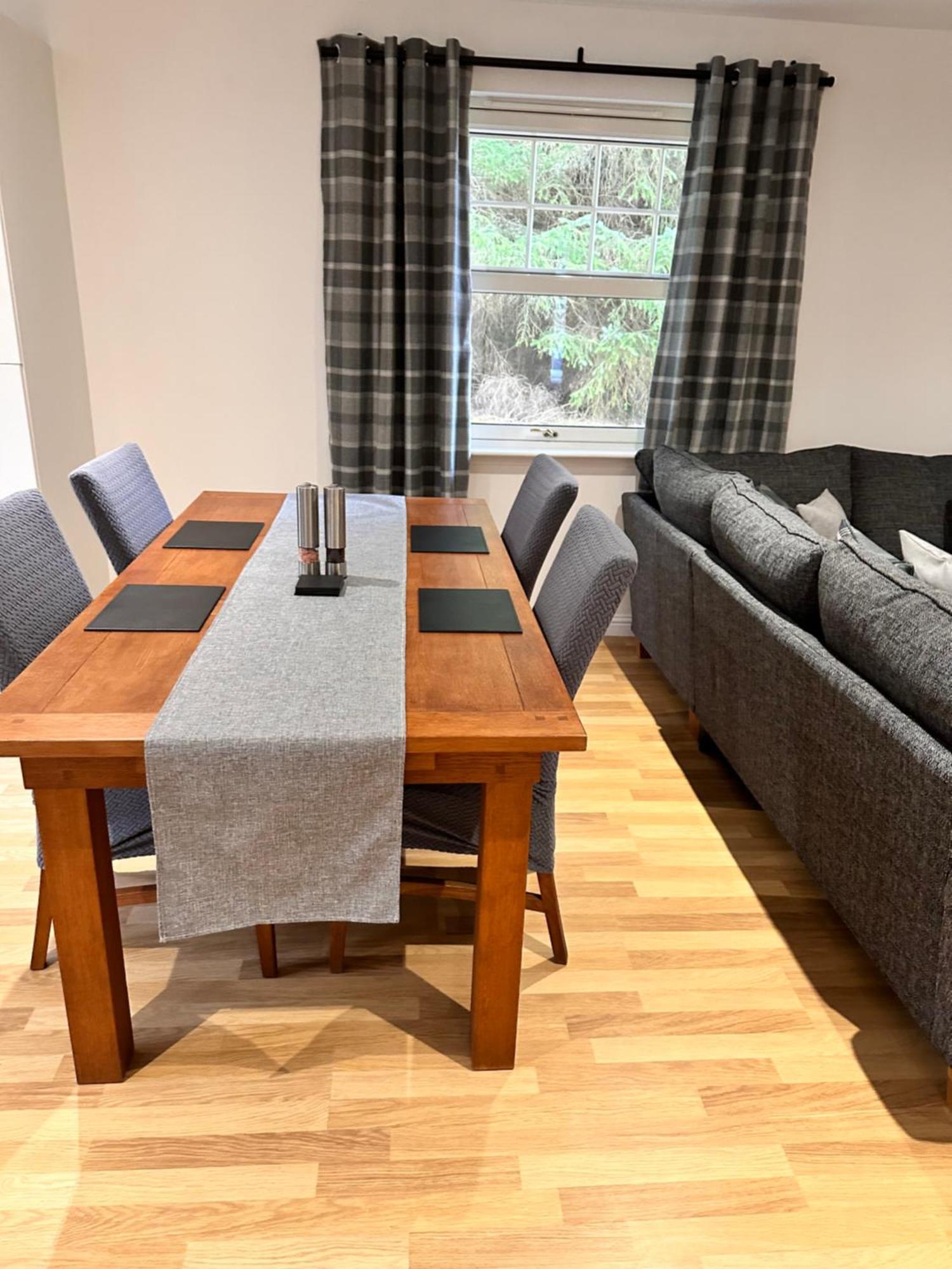Apartment In Queens Court, Banchory Inchmarlo Bagian luar foto